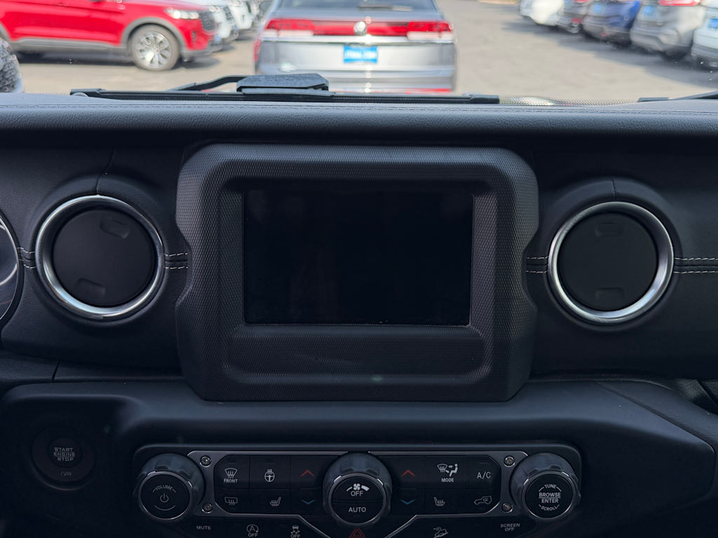 Thumbnail: 2020 Jeep Wrangler - 12