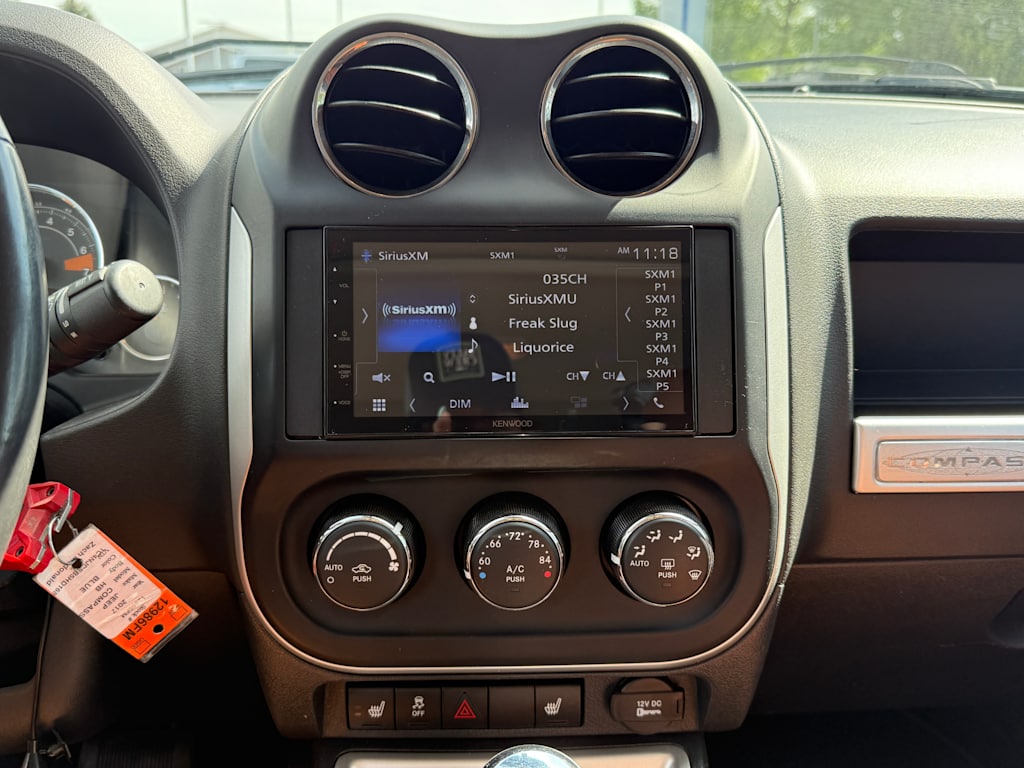 Thumbnail: 2017 Jeep Compass - 13