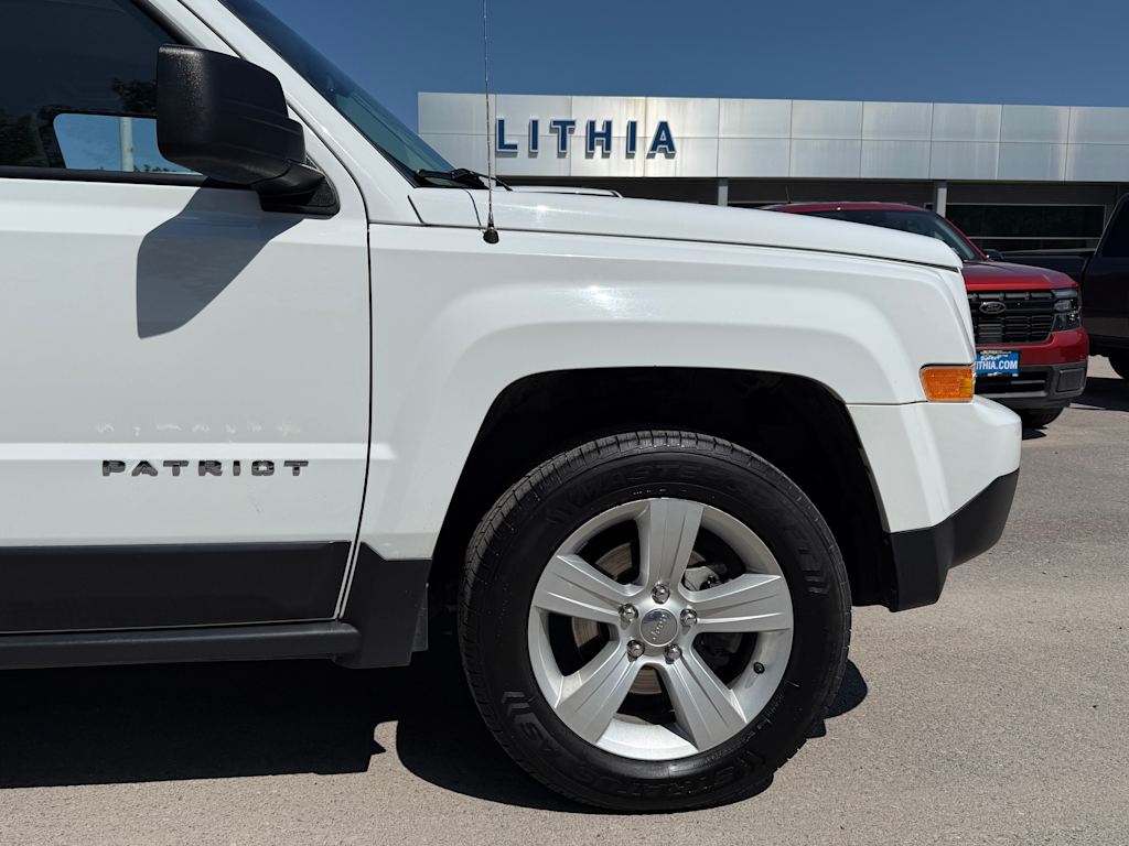 Thumbnail: 2017 Jeep Patriot - 6