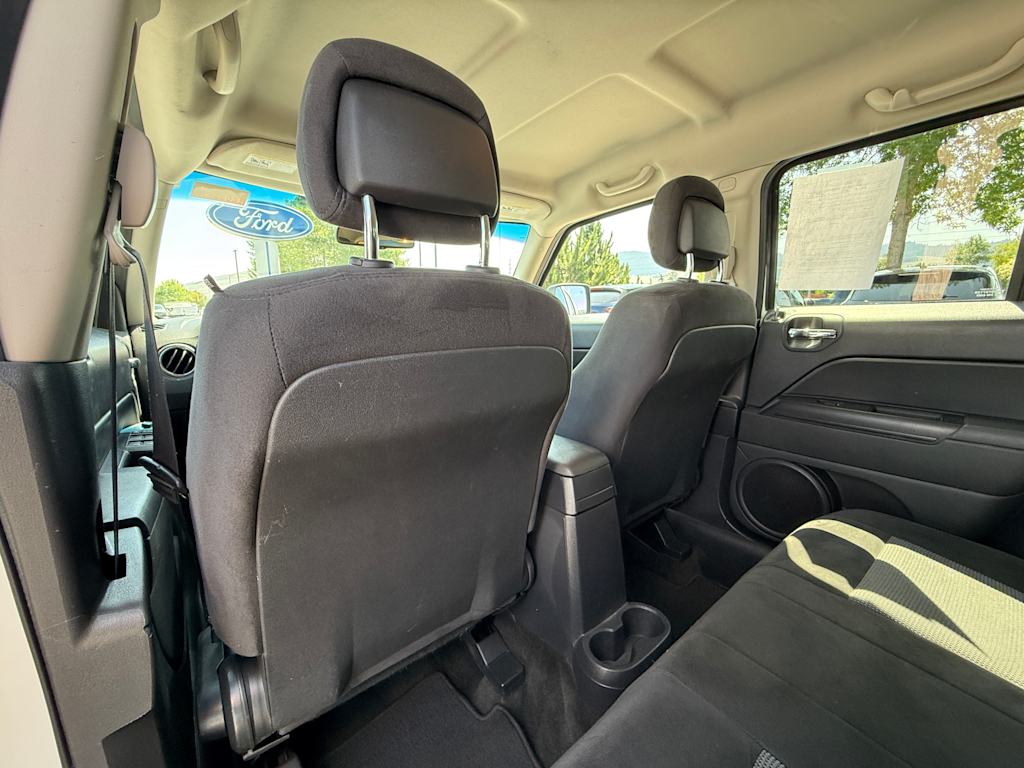 Thumbnail: 2017 Jeep Patriot - 28