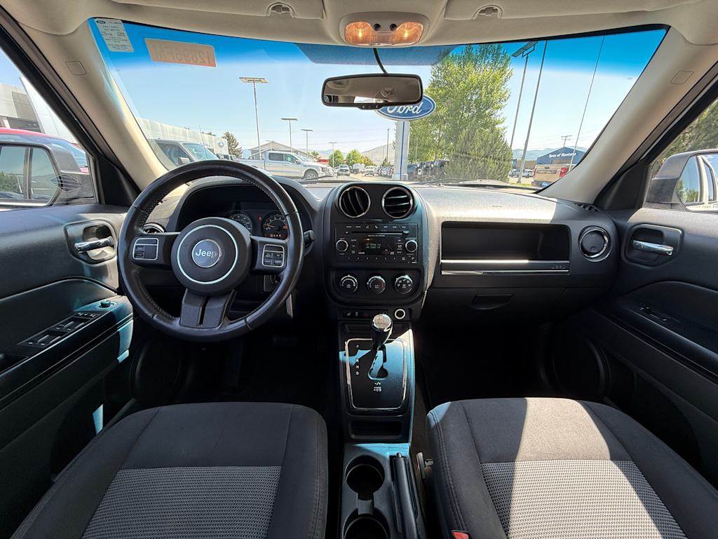 Thumbnail: 2017 Jeep Patriot - 11