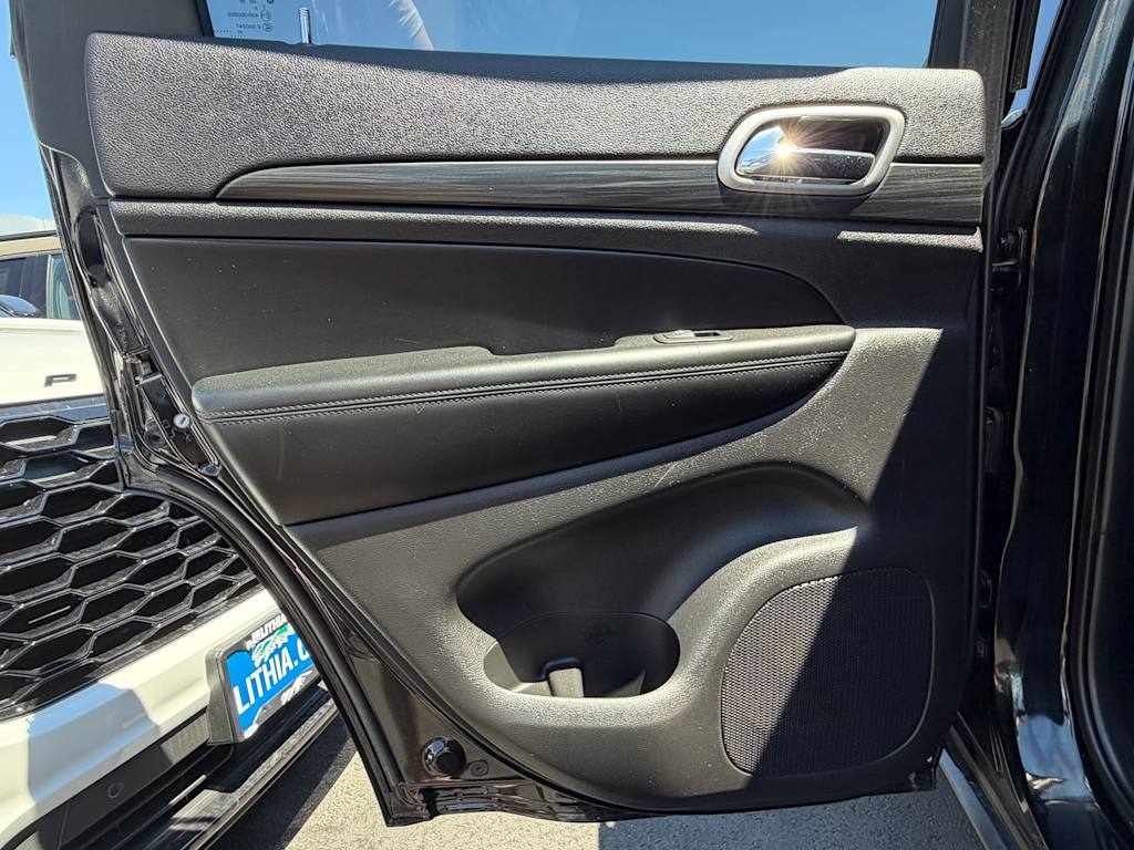 Thumbnail: 2020 Jeep Grand Cherokee - 26