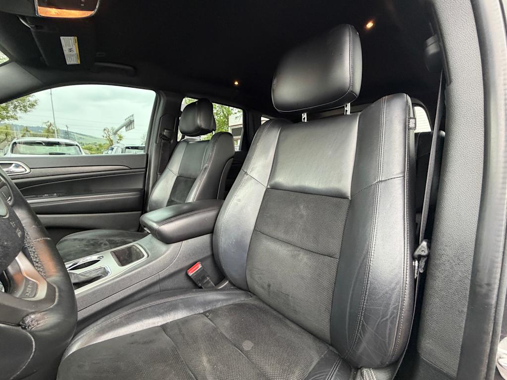 Thumbnail: 2017 Jeep Grand Cherokee - 8