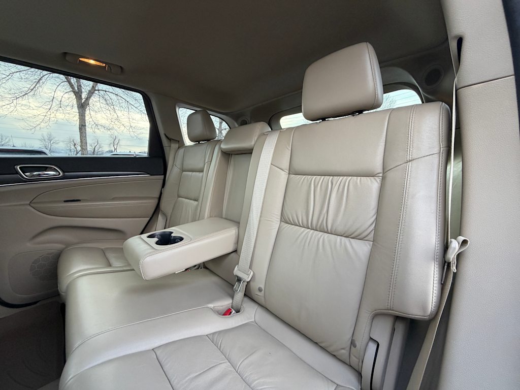 Thumbnail: 2014 Jeep Grand Cherokee - 26