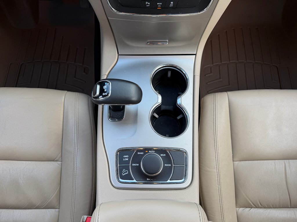 Thumbnail: 2014 Jeep Grand Cherokee - 13