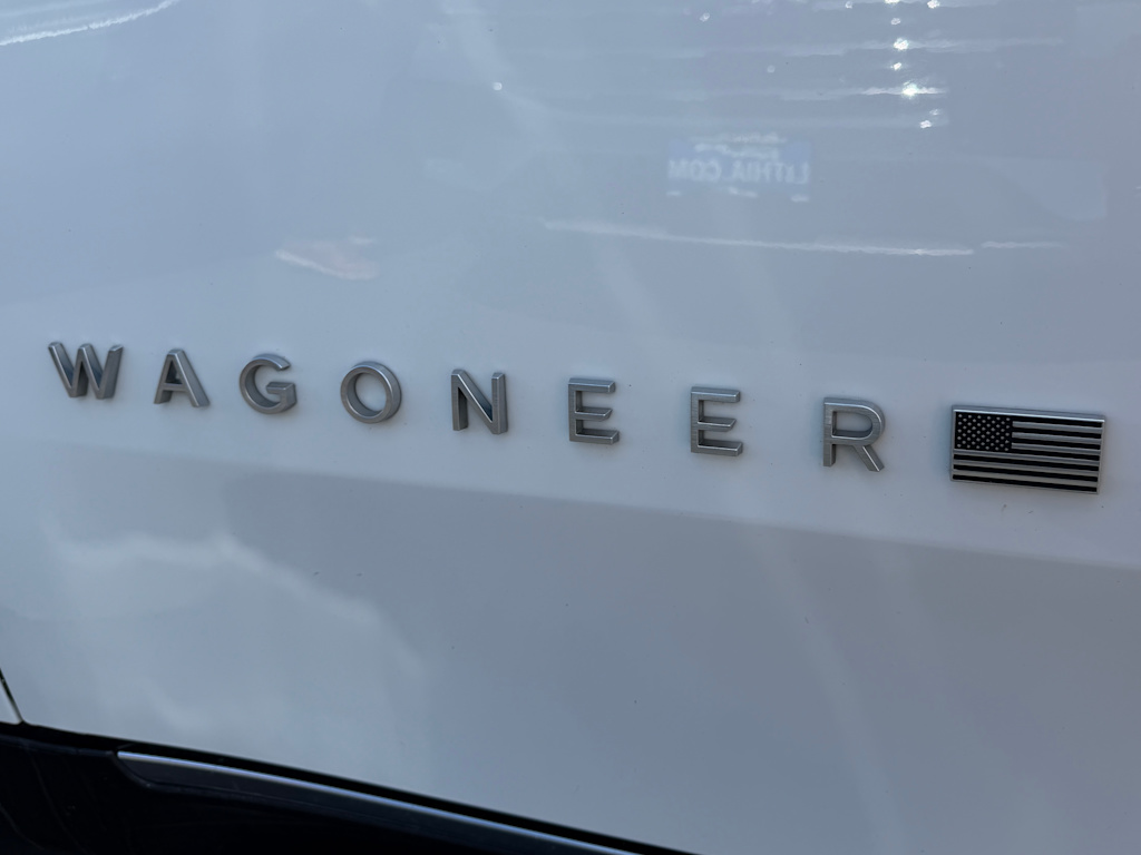 Thumbnail: 2024 Jeep Wagoneer - 33