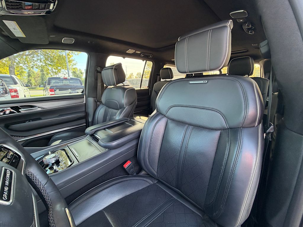 Thumbnail: 2023 Jeep Grand Wagoneer - 7