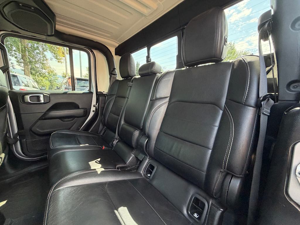 Thumbnail: 2020 Jeep Gladiator - 10