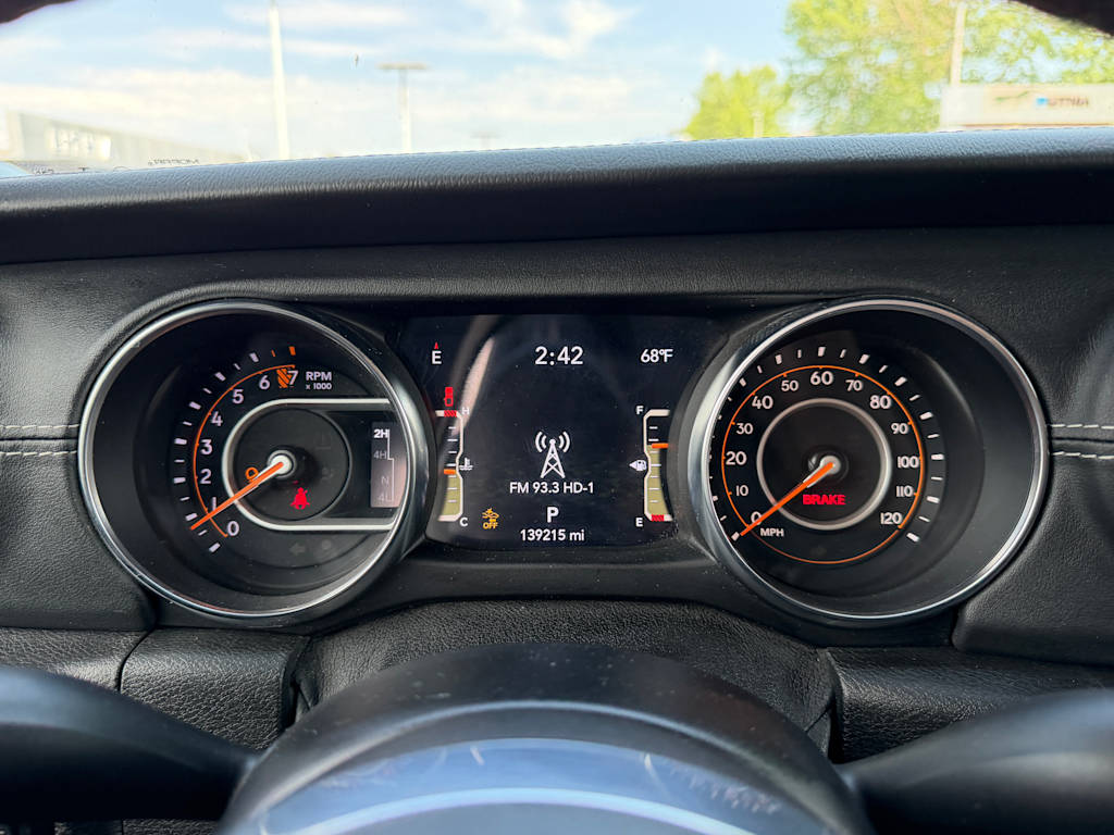Thumbnail: 2020 Jeep Gladiator - 14