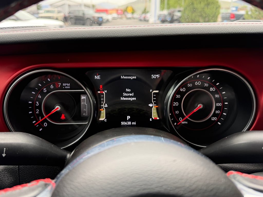 Thumbnail: 2021 Jeep Gladiator - 15
