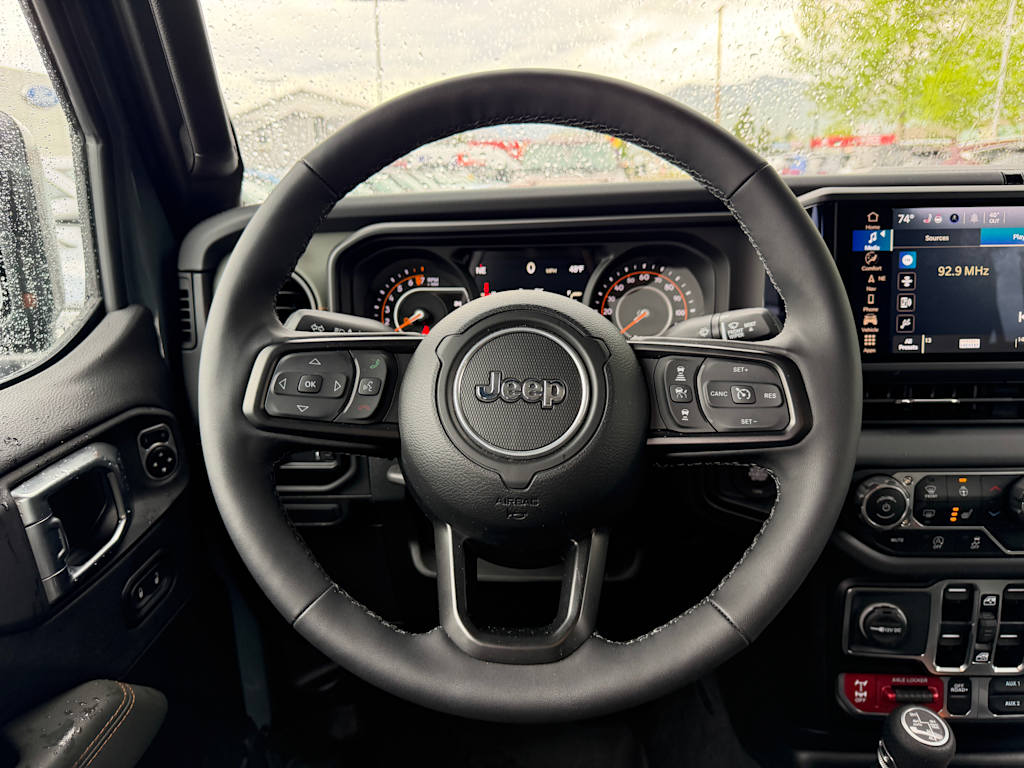 Thumbnail: 2025 Jeep Gladiator - 7