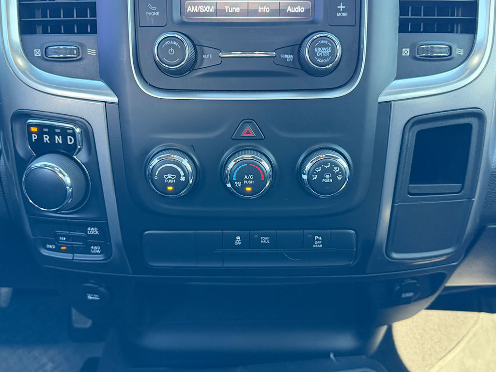 Thumbnail: 2021 RAM 1500 - 21