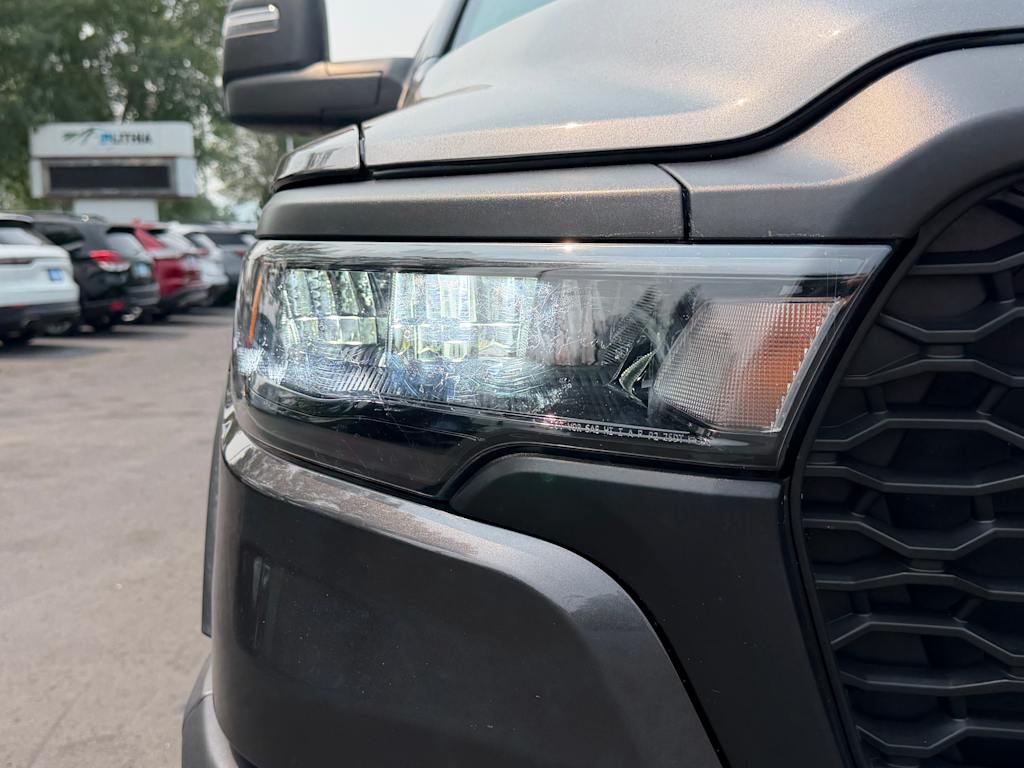 Thumbnail: 2025 RAM 1500 - 17