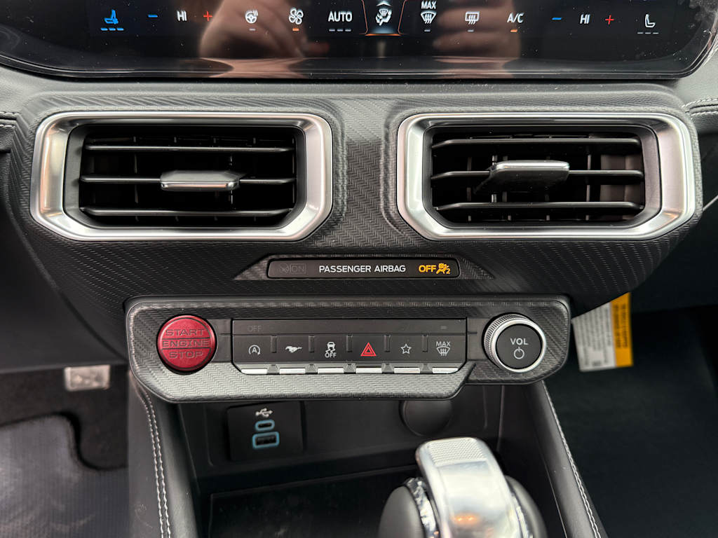 Thumbnail: 2025 Ford Mustang - 22