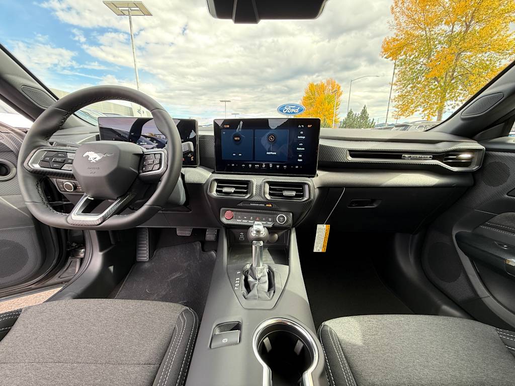 Thumbnail: 2025 Ford Mustang - 9