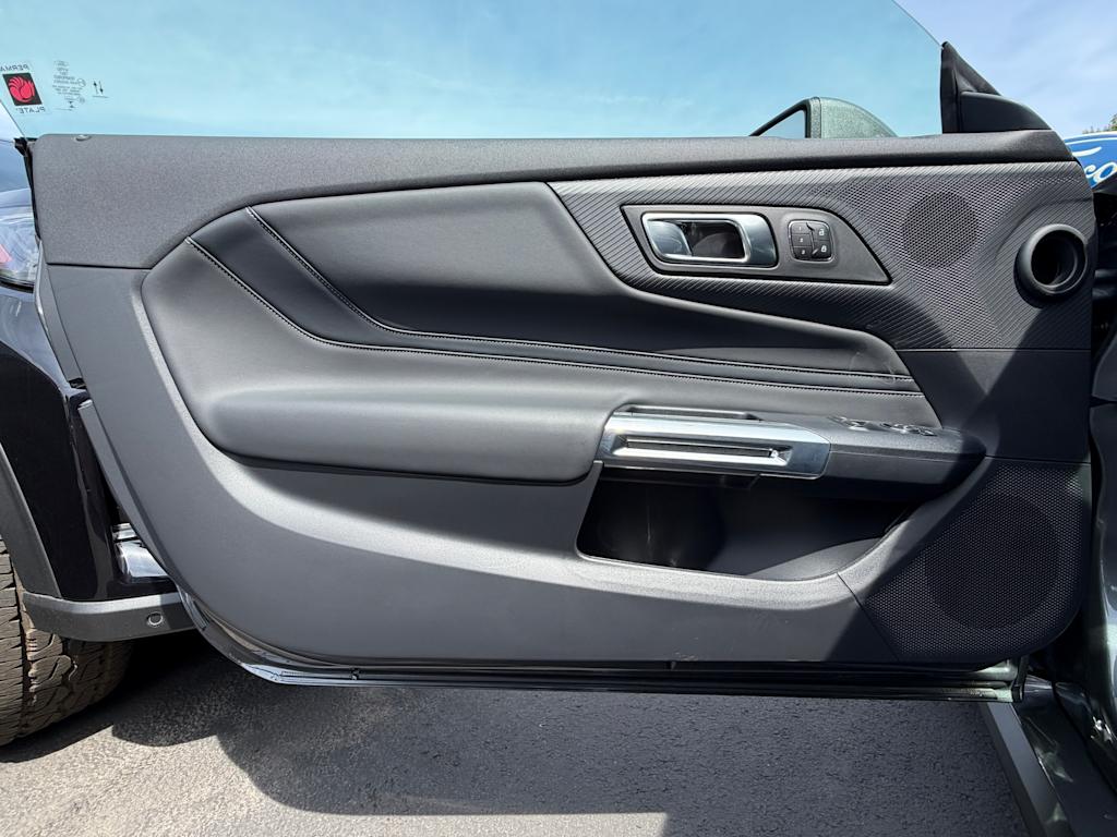 Thumbnail: 2026 Ford Mustang - 19