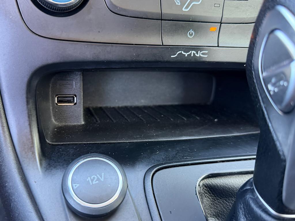 Thumbnail: 2015 Ford Focus - 23