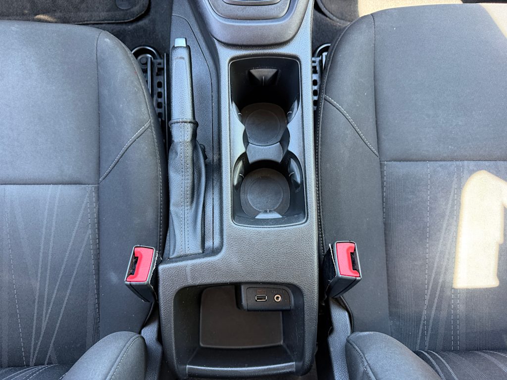 Thumbnail: 2015 Ford Focus - 9