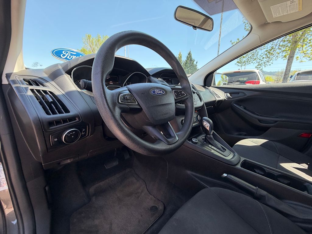 Thumbnail: 2015 Ford Focus - 2