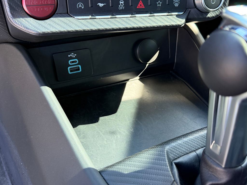 Thumbnail: 2025 Ford Mustang - 9