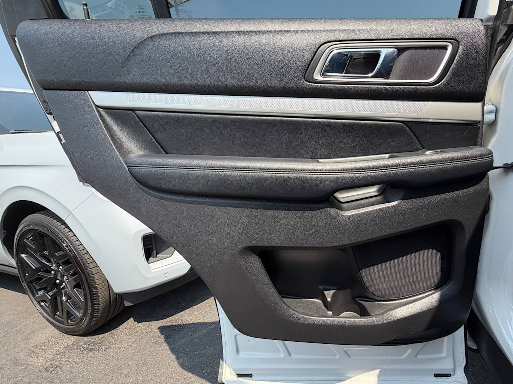 Thumbnail: 2016 Ford Explorer - 27