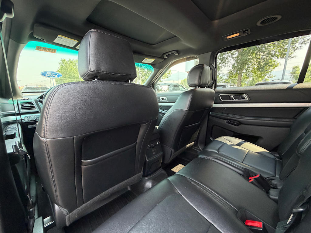 Thumbnail: 2016 Ford Explorer - 28