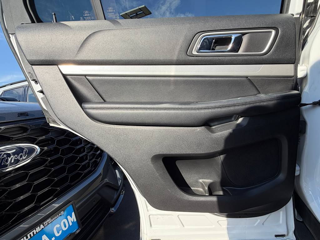Thumbnail: 2017 Ford Explorer - 25