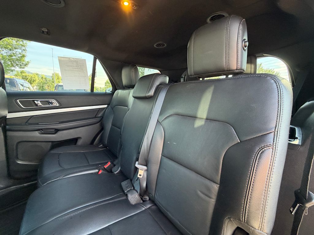 Thumbnail: 2017 Ford Explorer - 9