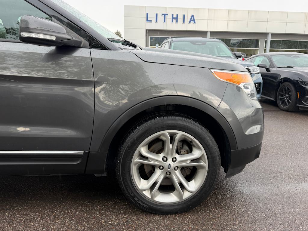 Thumbnail: 2015 Ford Explorer - 5
