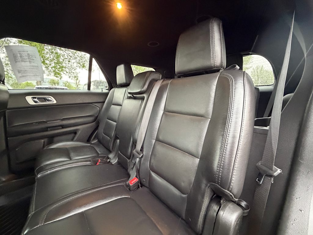 Thumbnail: 2015 Ford Explorer - 25