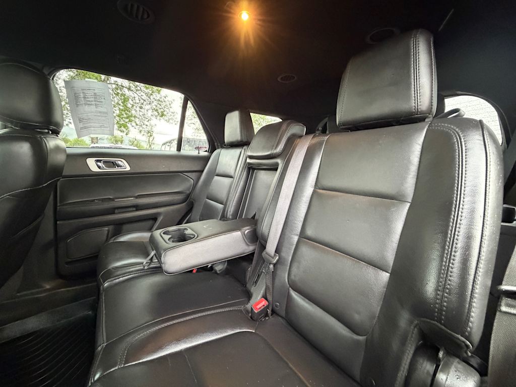 Thumbnail: 2015 Ford Explorer - 26