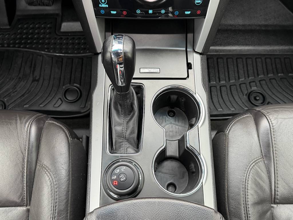 Thumbnail: 2015 Ford Explorer - 12
