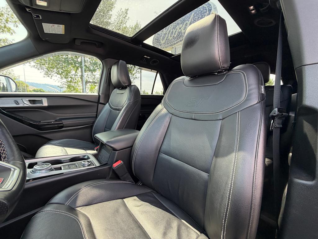 Thumbnail: 2023 Ford Explorer - 8