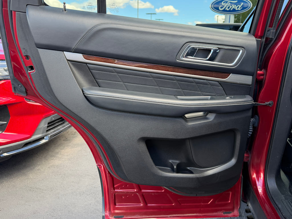 Thumbnail: 2016 Ford Explorer - 23