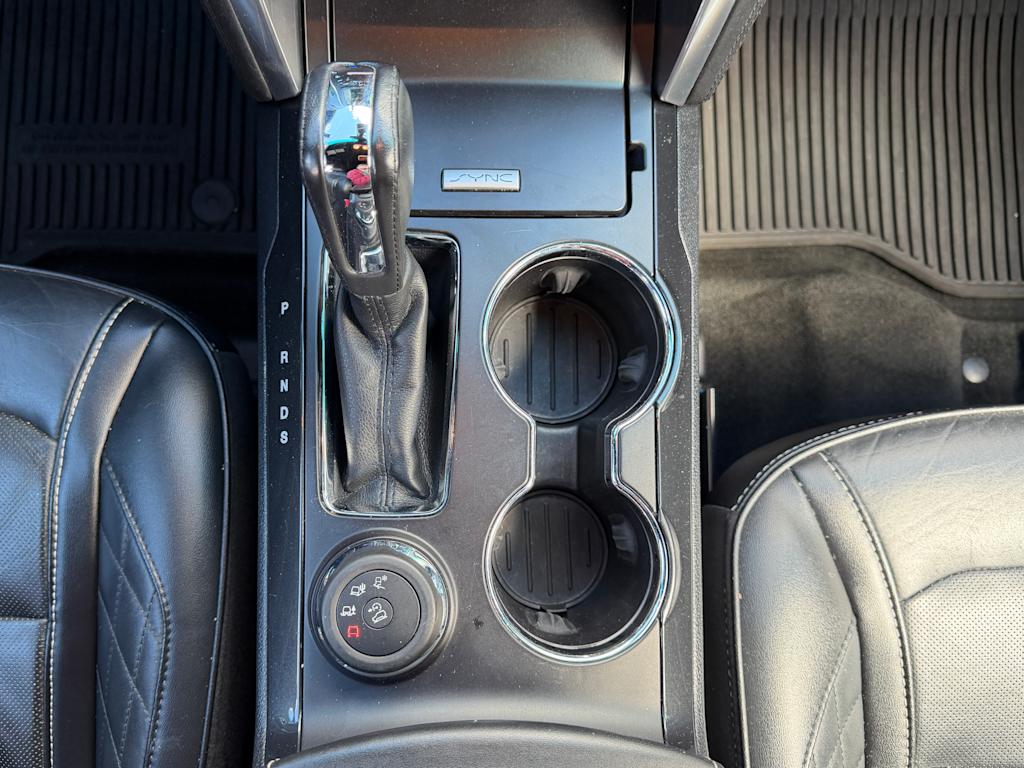 Thumbnail: 2016 Ford Explorer - 21