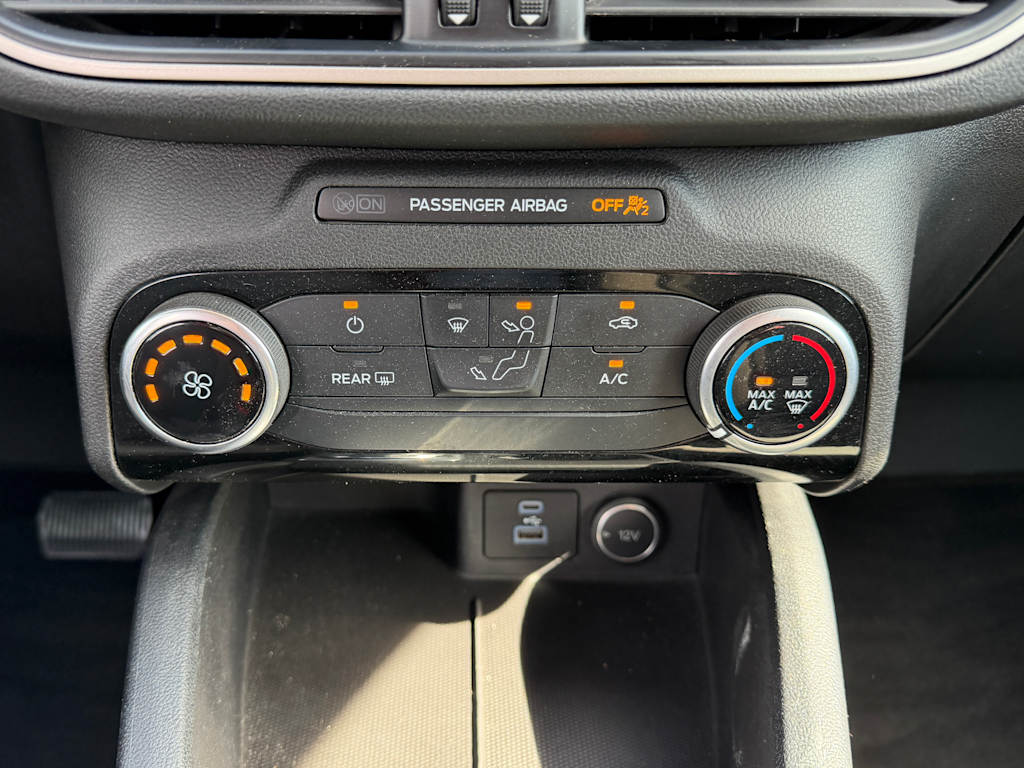Thumbnail: 2021 Ford Escape - 21