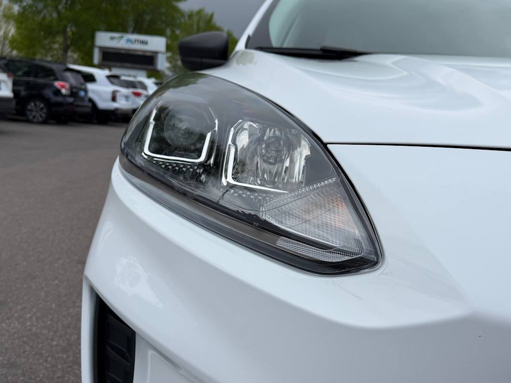 Thumbnail: 2022 Ford Escape - 16