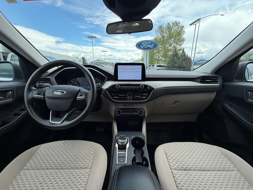 Thumbnail: 2022 Ford Escape - 10