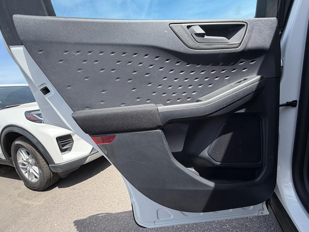Thumbnail: 2020 Ford Escape - 26