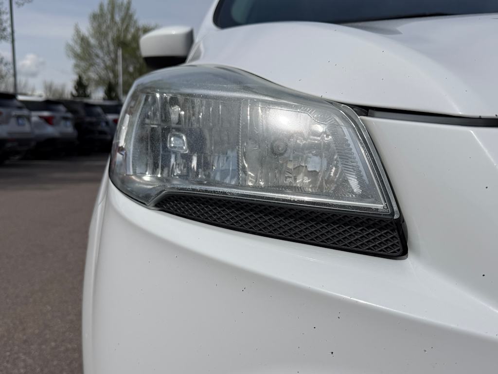 Thumbnail: 2016 Ford Escape - 17