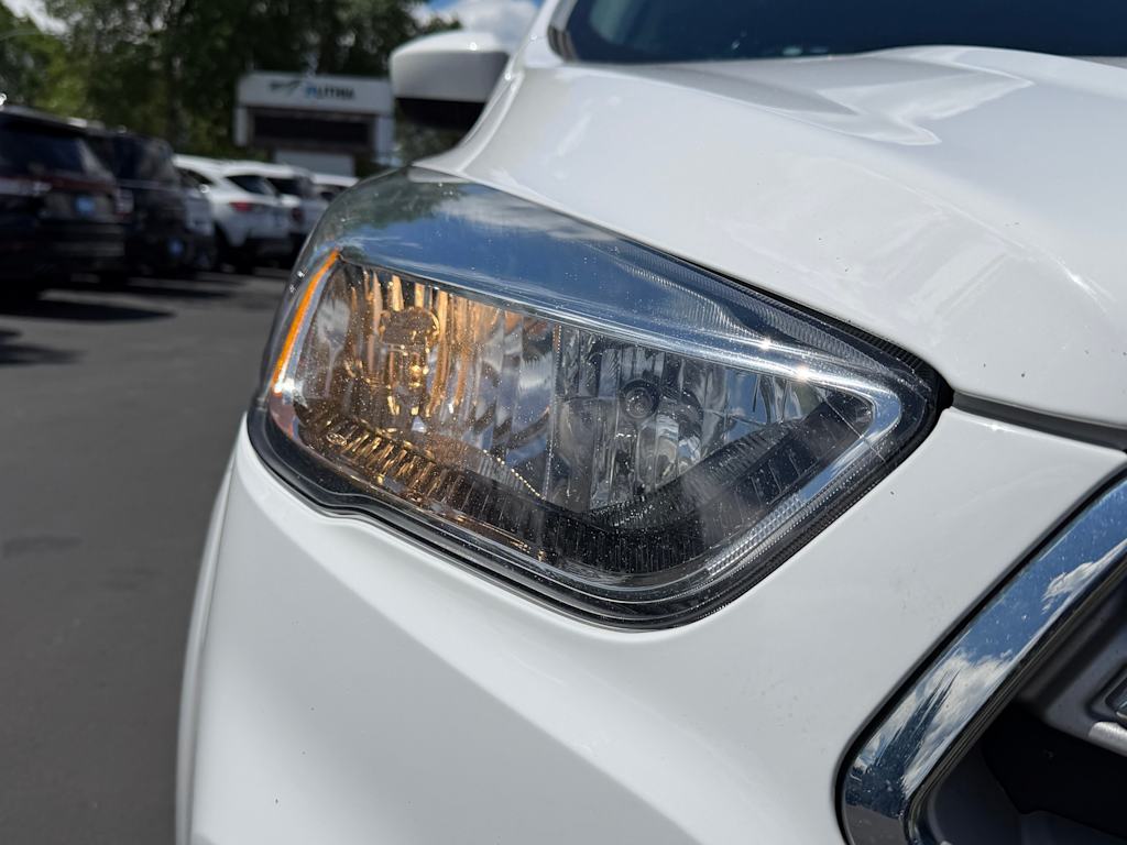 Thumbnail: 2019 Ford Escape - 17