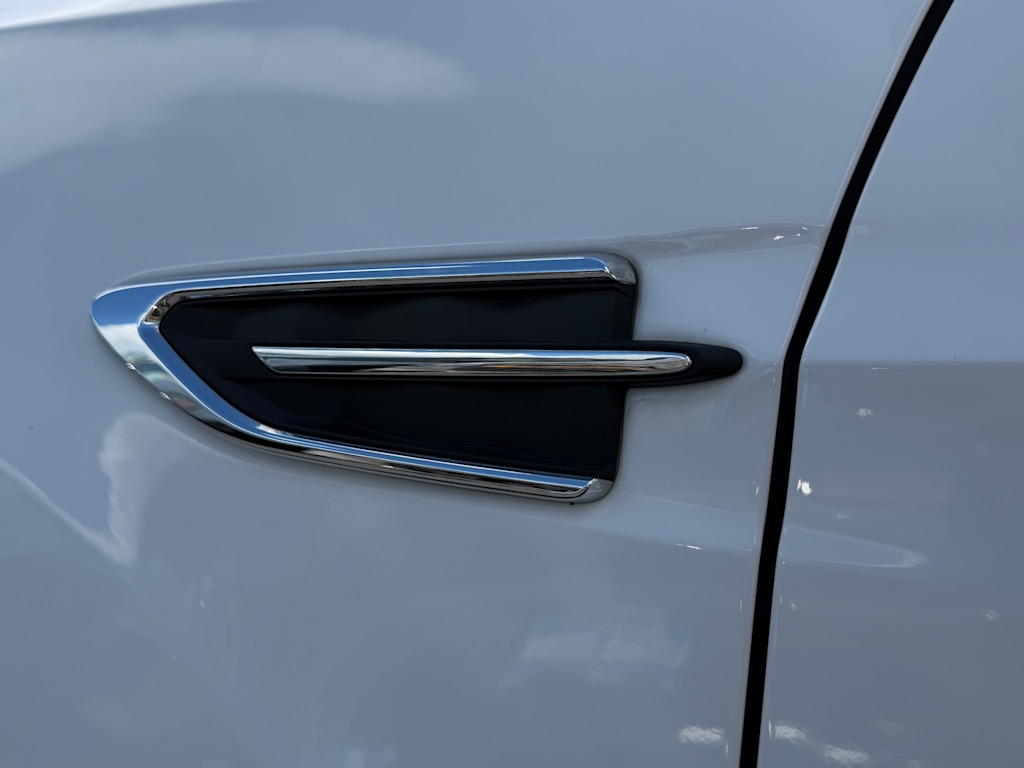 Thumbnail: 2019 Ford Escape - 5