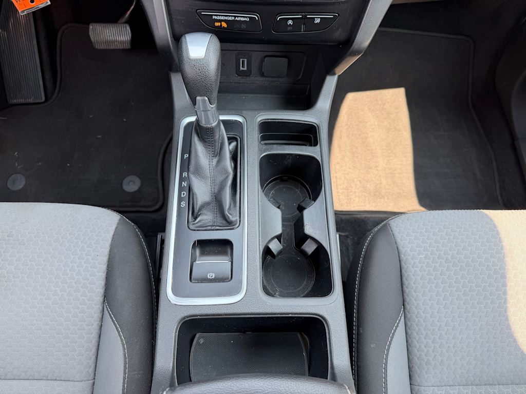 Thumbnail: 2017 Ford Escape - 12