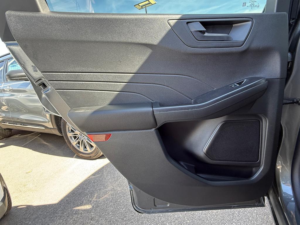 2025 Ford Escape Active 23