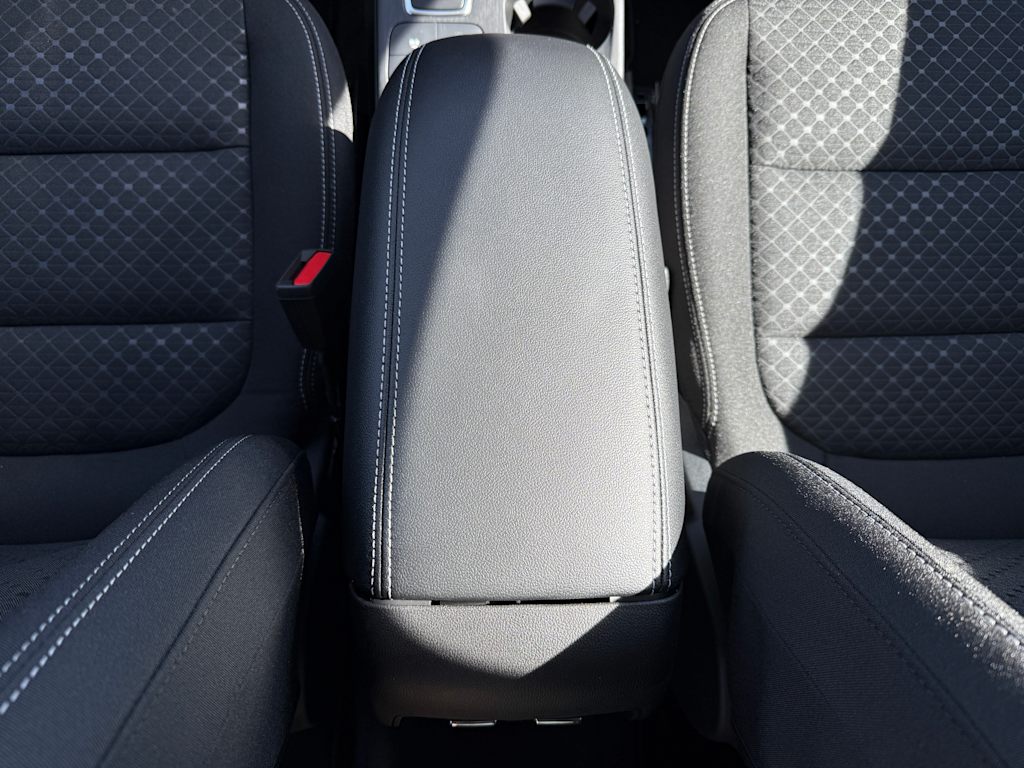 2025 Ford Escape Active 22
