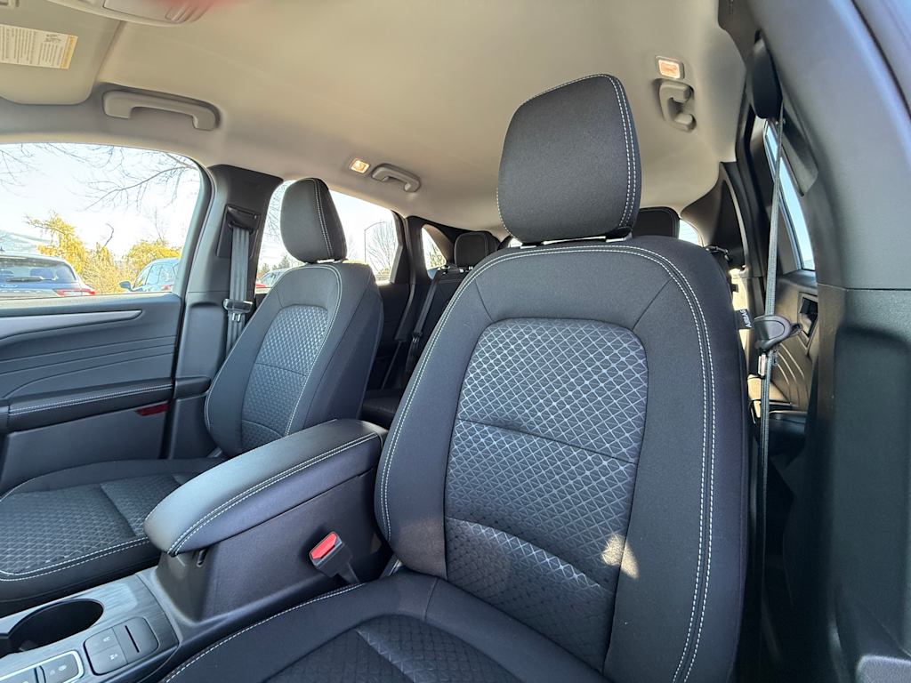 2025 Ford Escape Active 8