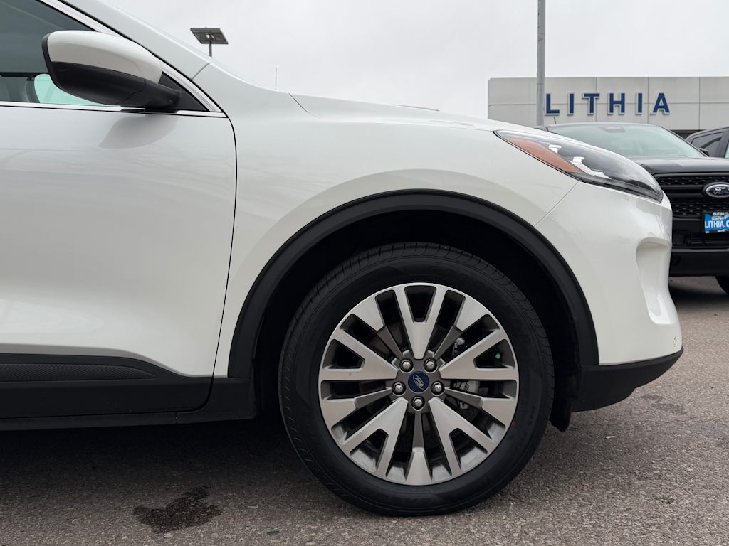 Thumbnail: 2022 Ford Escape - 6