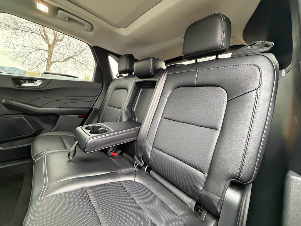 Thumbnail: 2022 Ford Escape - 25