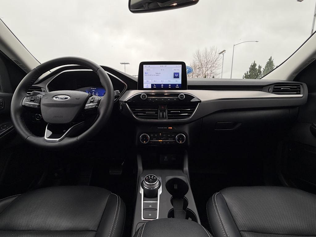 Thumbnail: 2022 Ford Escape - 11