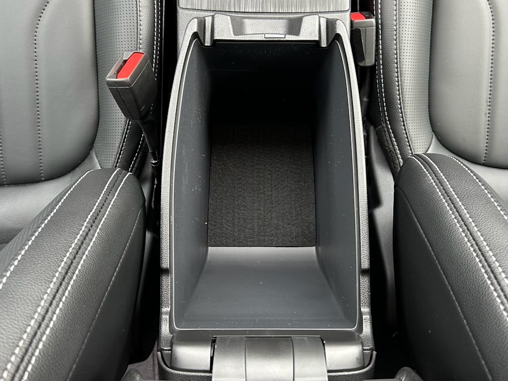 2025 Ford Escape Platinum 10